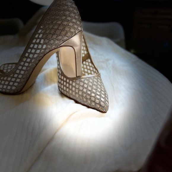 Nine West Women's Tatiana Sparkly Gold Mesh Glitter Pumps/Heels, size 6M - Picture 10 of 10